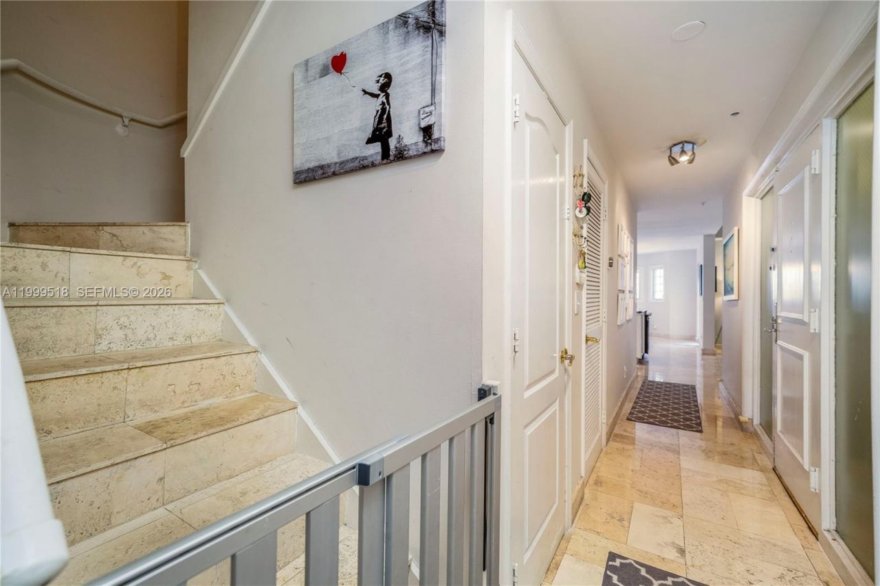 1413 Sunset Harbour Dr, Unit 209, Miami Beach, FL 33139 Photo