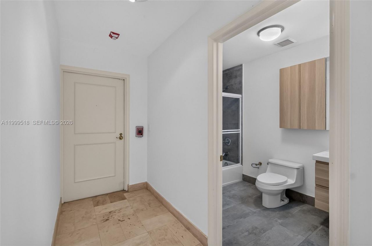 1413 Sunset Harbour Dr, Unit 209, Miami Beach, FL 33139 Photo