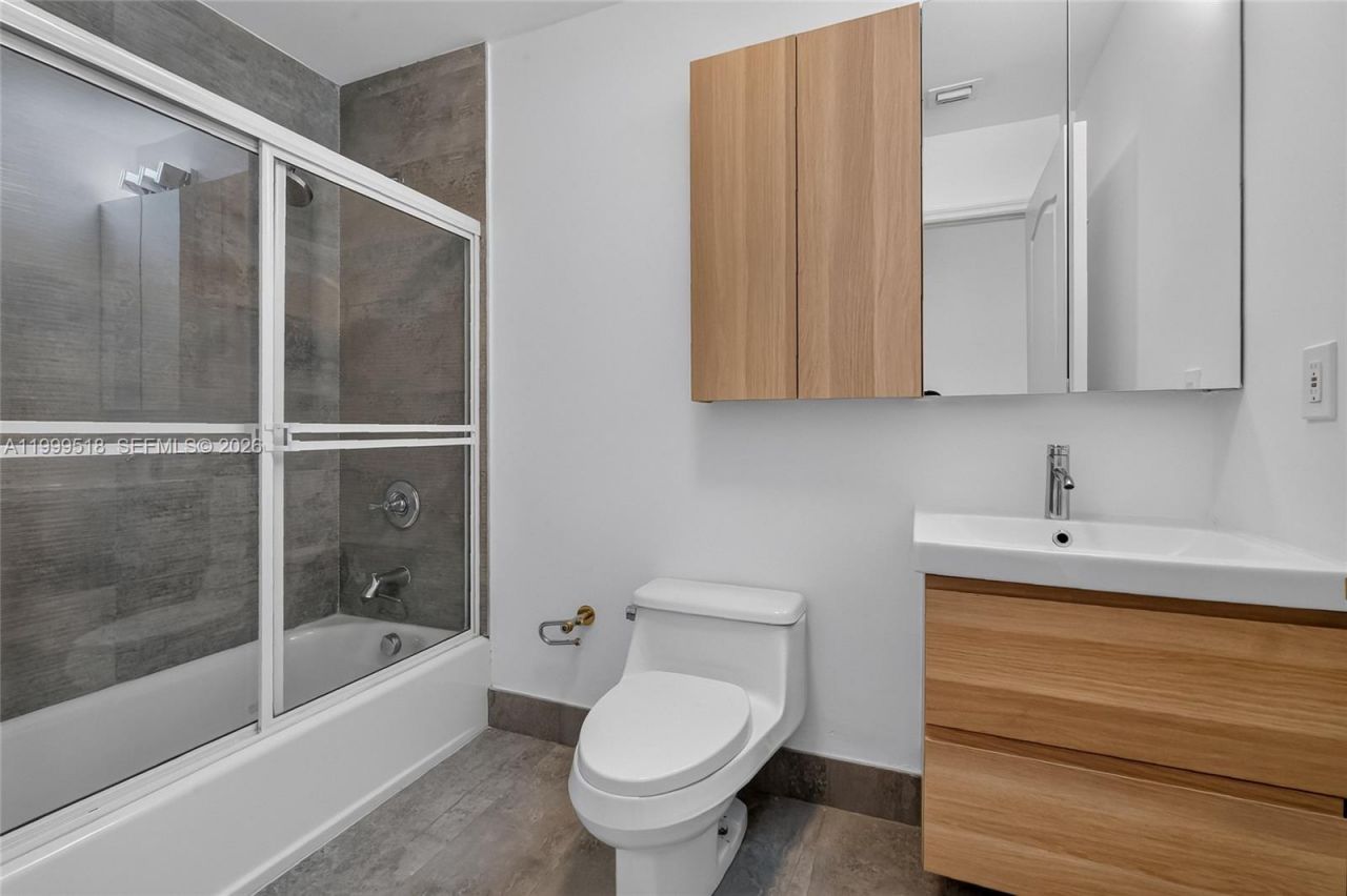 1413 Sunset Harbour Dr, Unit 209, Miami Beach, FL 33139 Photo