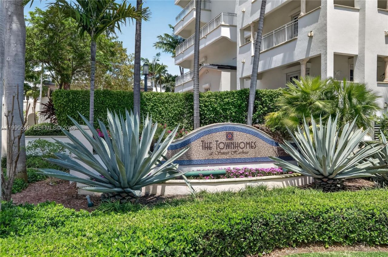 1413 Sunset Harbour Dr, Unit 209, Miami Beach, FL 33139 Photo