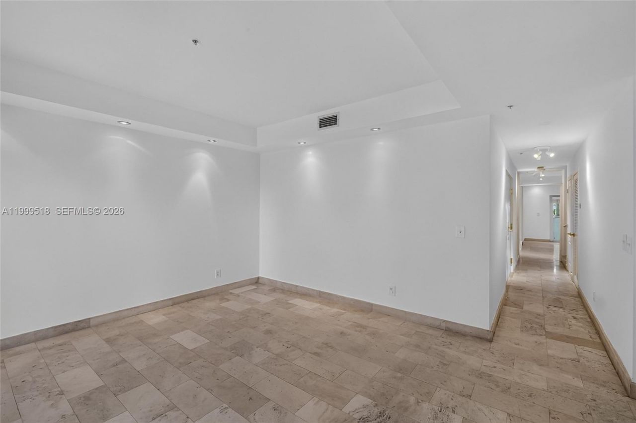 1413 Sunset Harbour Dr, Unit 209, Miami Beach, FL 33139 Photo