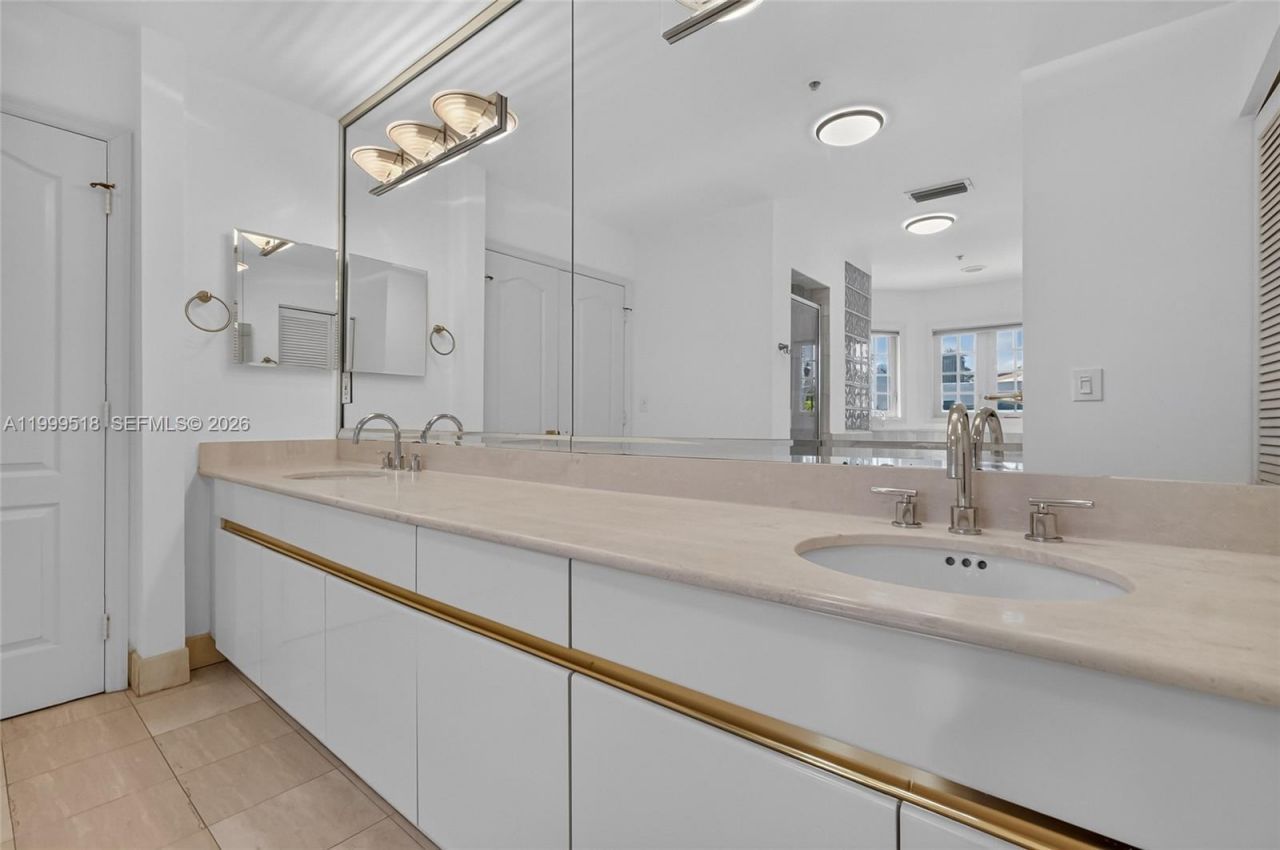 1413 Sunset Harbour Dr, Unit 209, Miami Beach, FL 33139 Photo