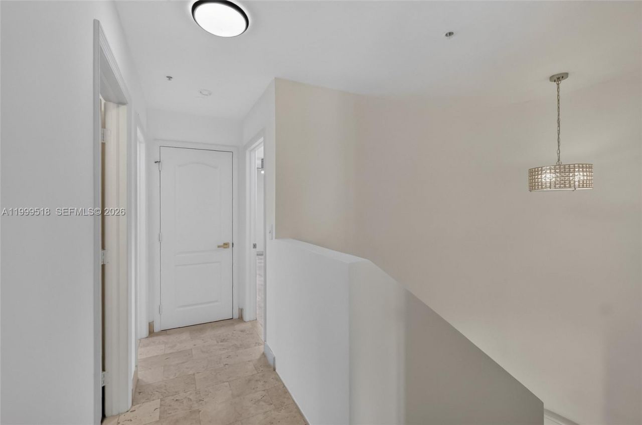 1413 Sunset Harbour Dr, Unit 209, Miami Beach, FL 33139 Photo