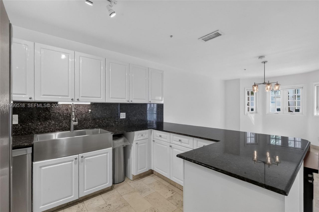 1413 Sunset Harbour Dr, Unit 209, Miami Beach, FL 33139 Photo