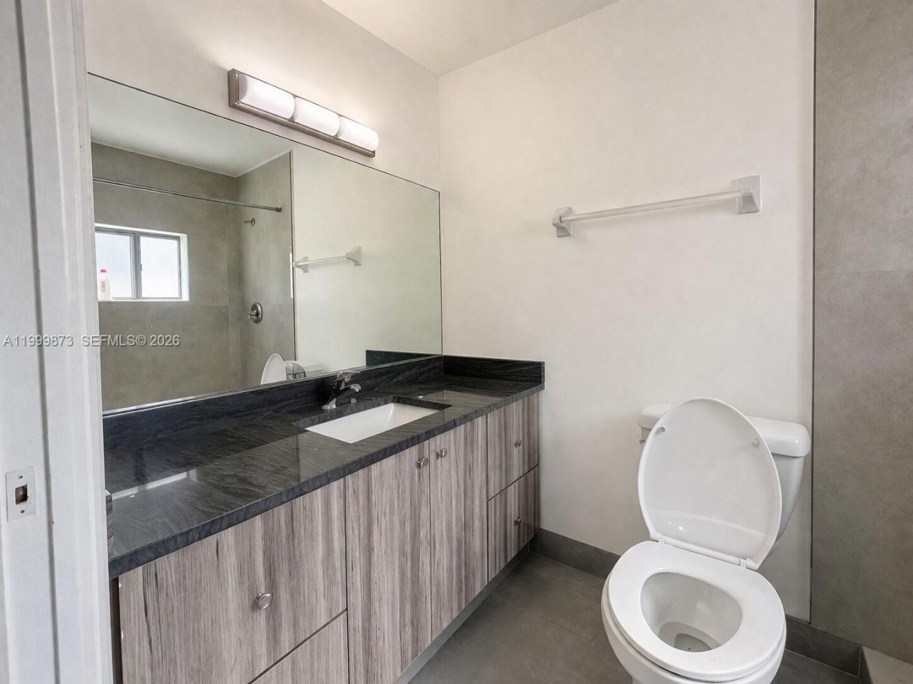 7952 W 29th Way, Unit 202, Hialeah, FL 33018 Photo