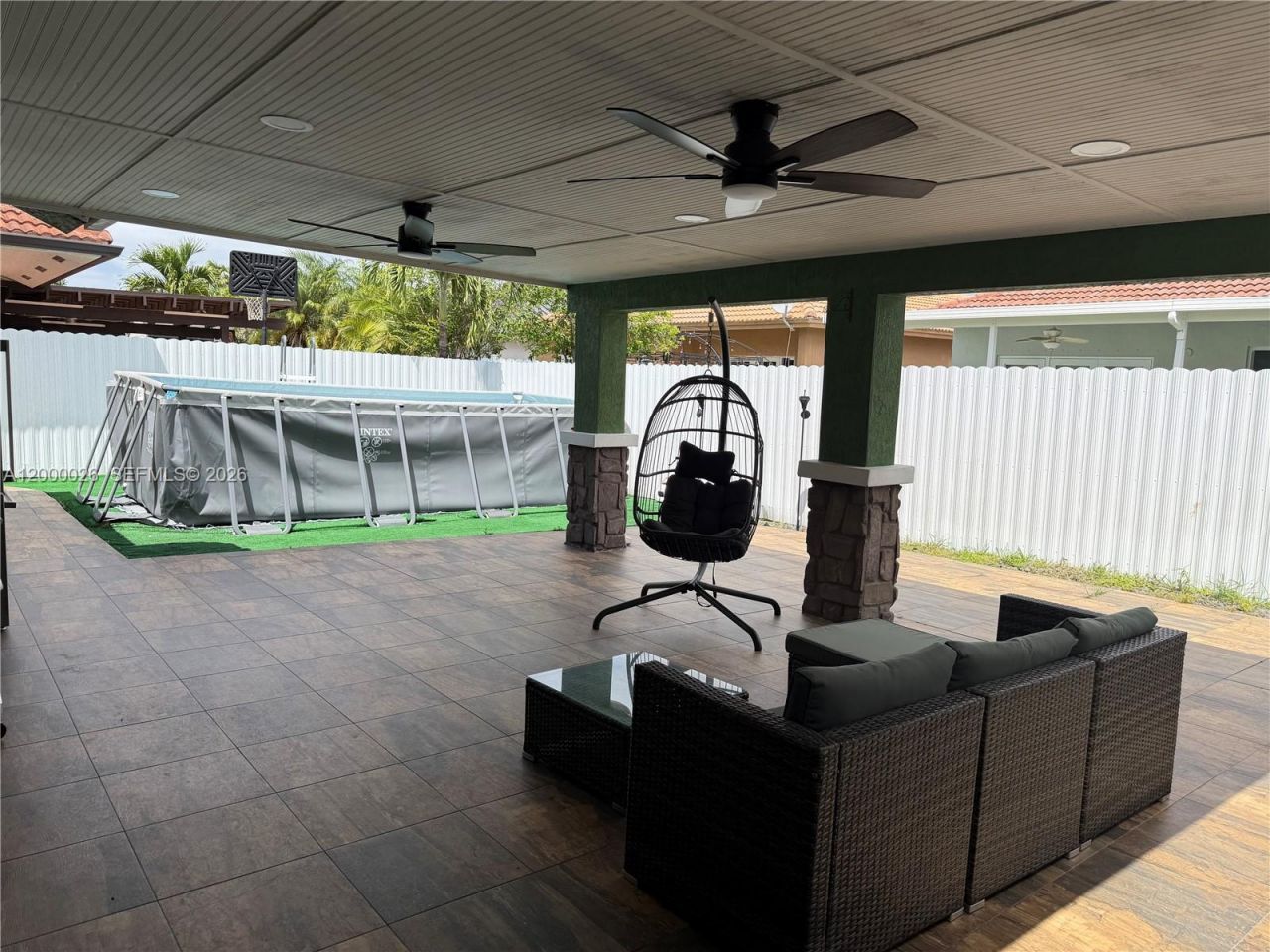 20009 NW 80th Ave, Hialeah, FL 33015 Photo