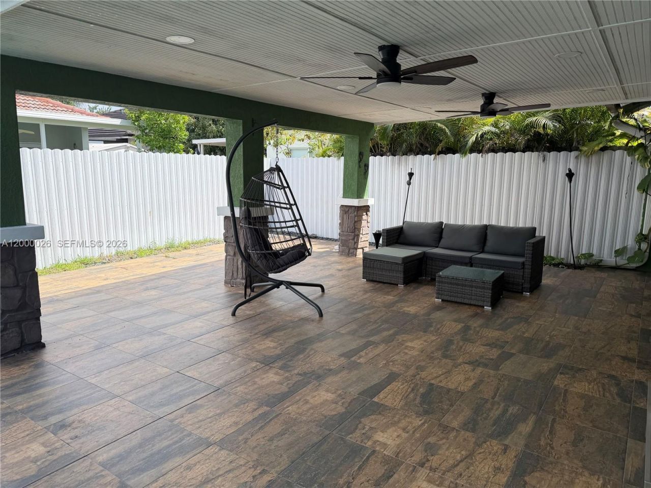 20009 NW 80th Ave, Hialeah, FL 33015 Photo