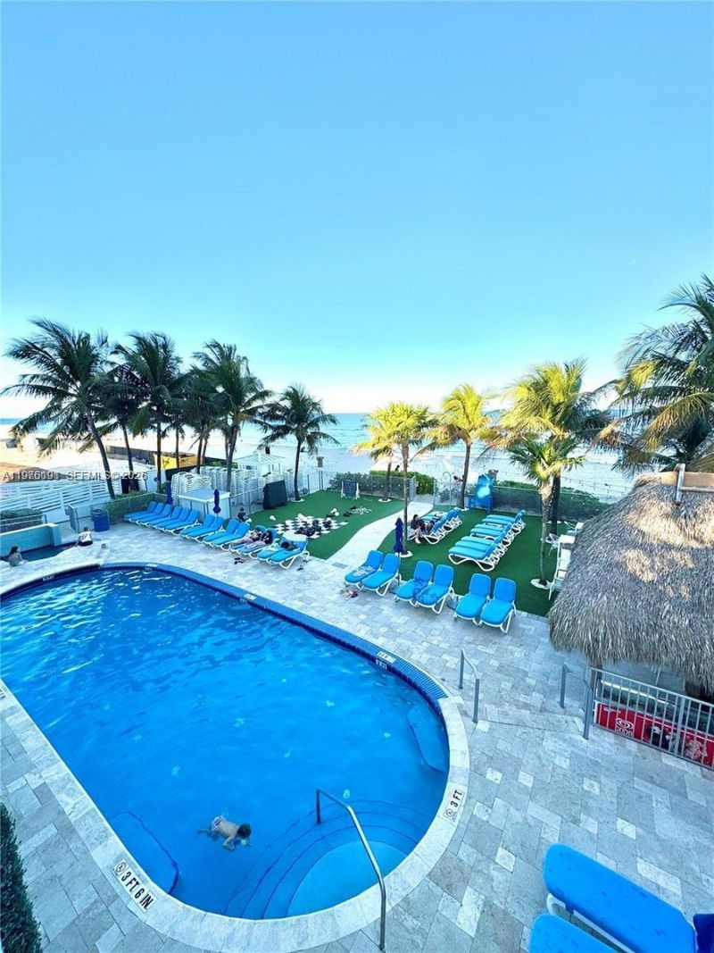 18683 Collins Av, Unit 2306, Sunny Isles Beach, FL 33160 Photo