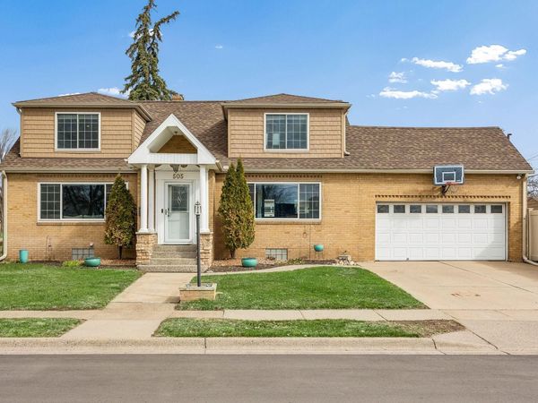 505 2nd Street NE, Osseo, MN 55369