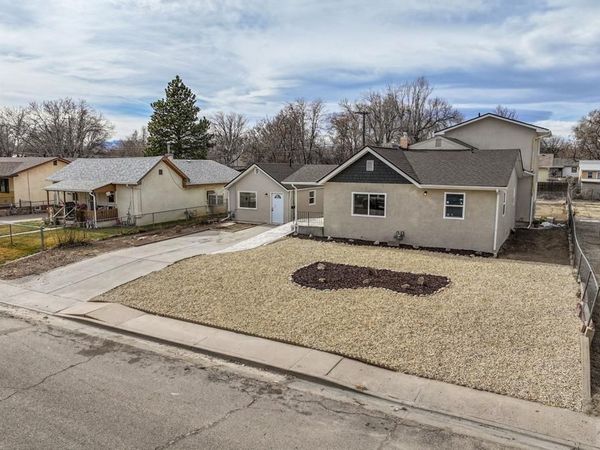 1725 Brown Ave, Pueblo, CO 81004