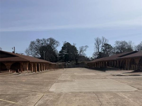 9051 Mansfield Road , Shreveport, LA 71118