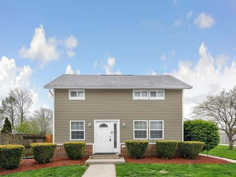 238 S Vine Street, Pataskala, OH 43062 Photo 1