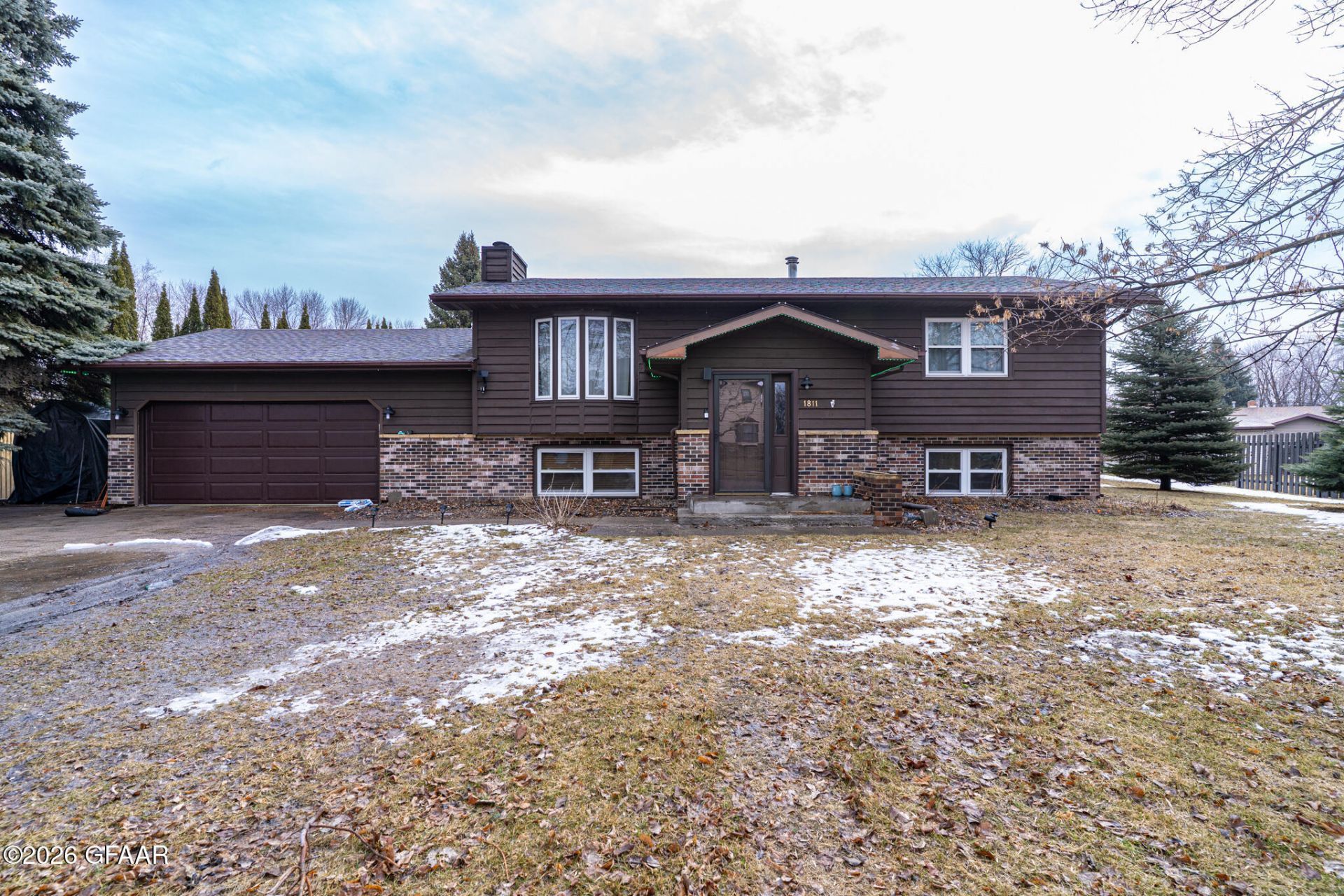 1811 S 38TH Street primary photo