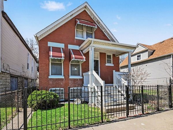 542 N Lavergne Avenue , Chicago, IL 60644
