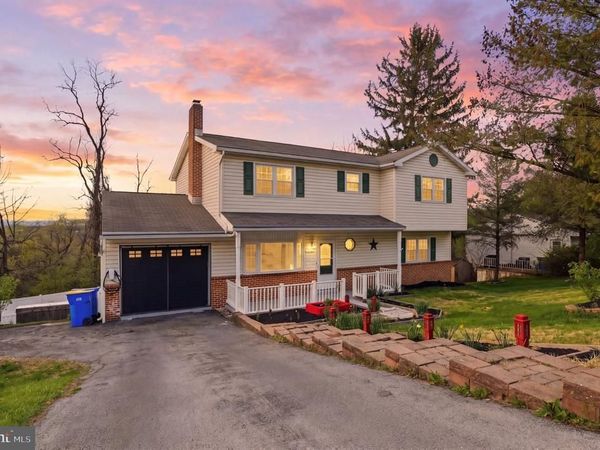 6230 HOCKER DRIVE, HARRISBURG, PA 17111