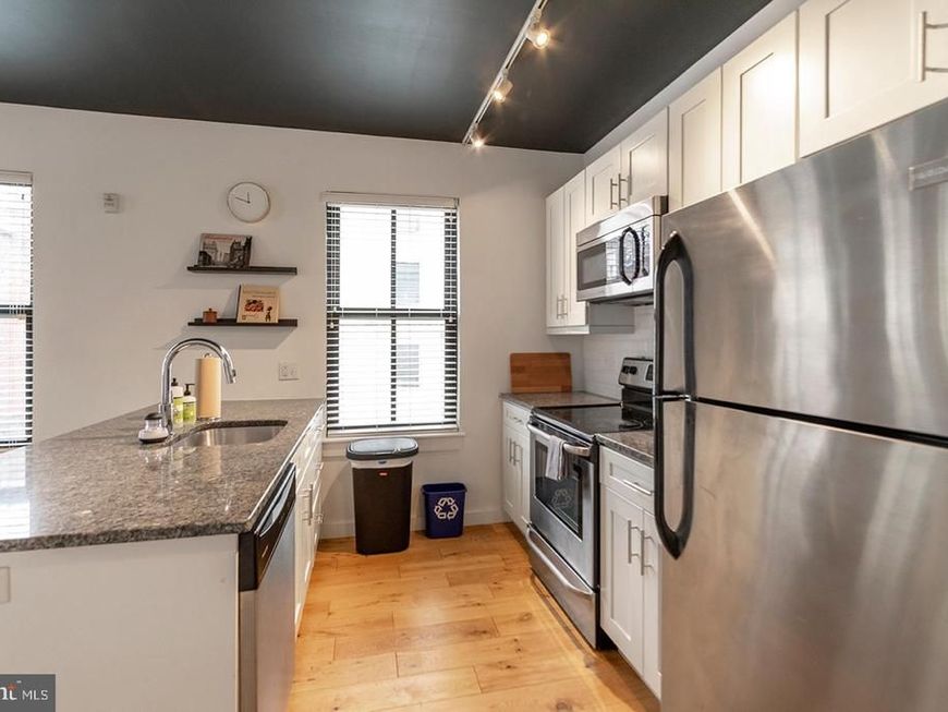 224 Church Street, Unit 202, Philadelphia, PA 19106 Main Photo