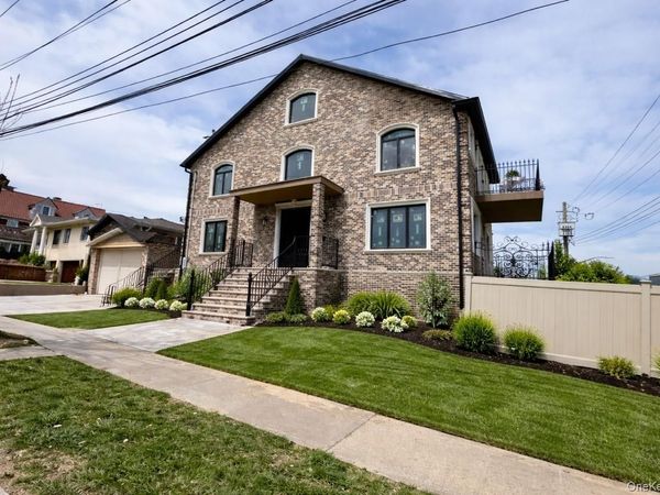 168-19 12 road , Beechhurst, NY 11357