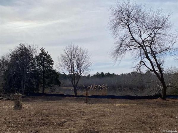 1217 W Main Street, Riverhead, NY 11901