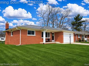 856 Coolidge Street, Plymouth, MI 48170