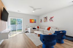 1226 Sennema Circle photo 4