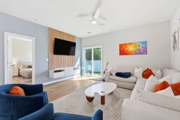 1226 Sennema Circle photo 4