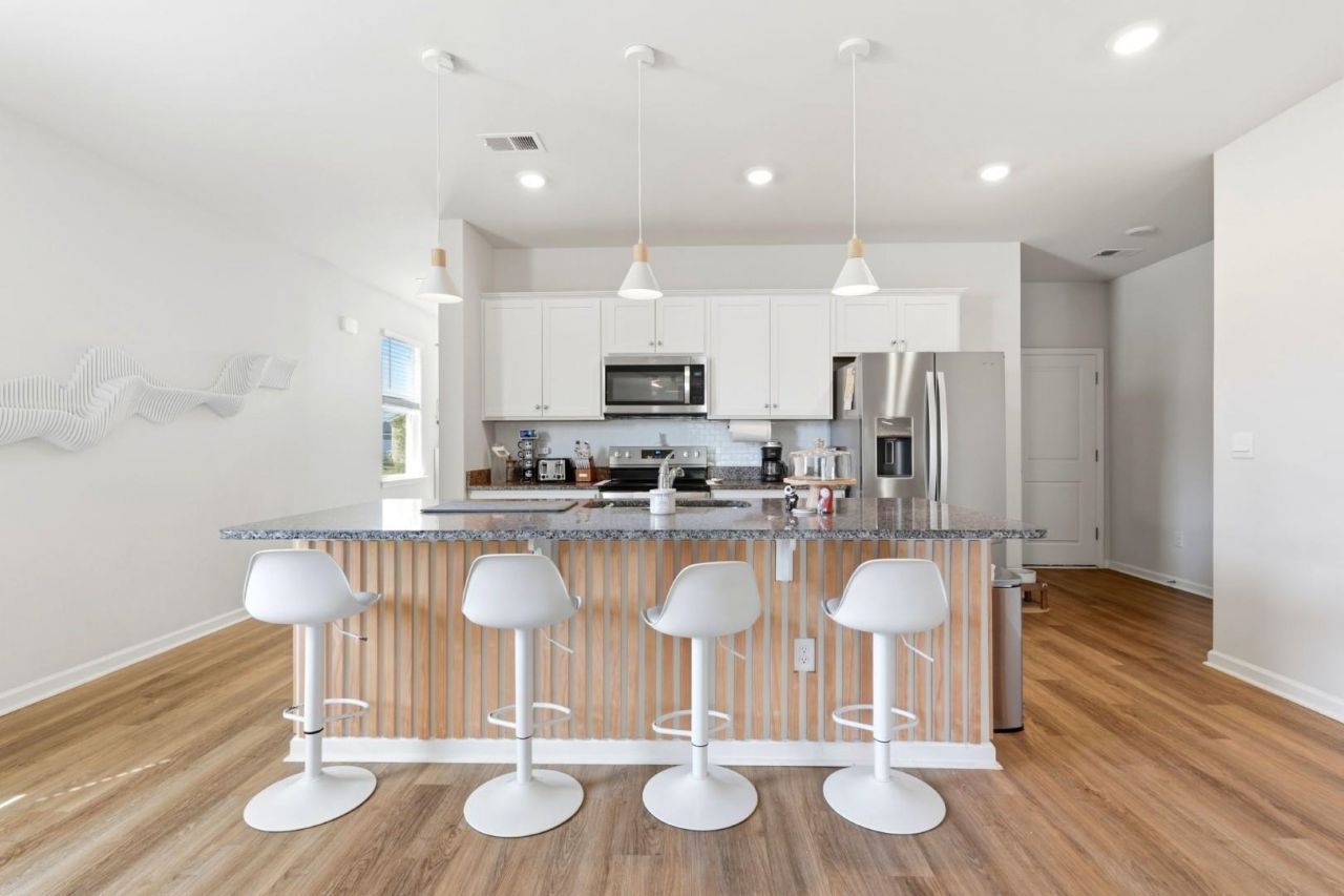 1226 Sennema Circle Photo 9