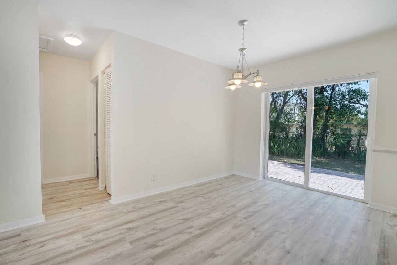 3800 Calvin Avenue, West Palm Beach, FL 33407 Photo