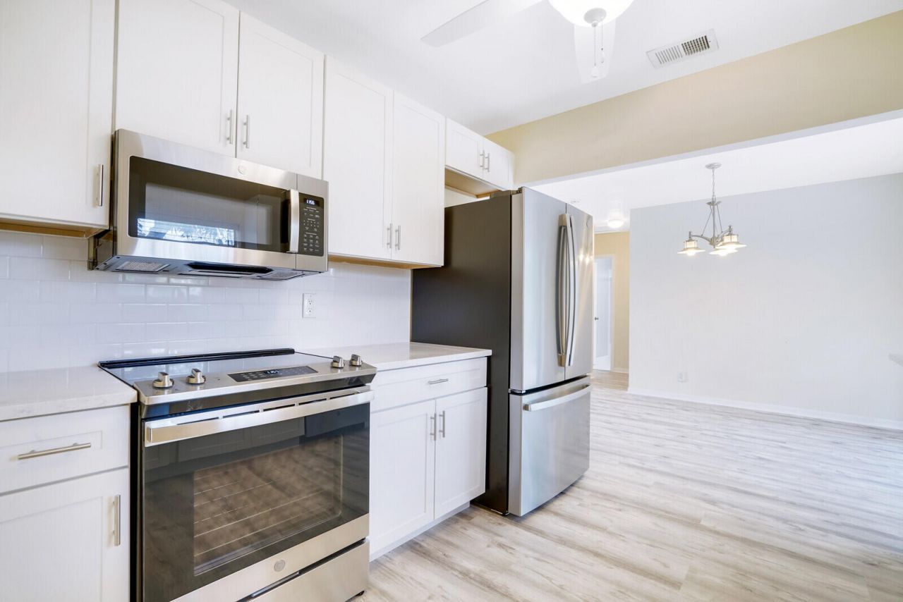 3800 Calvin Avenue, West Palm Beach, FL 33407 Photo