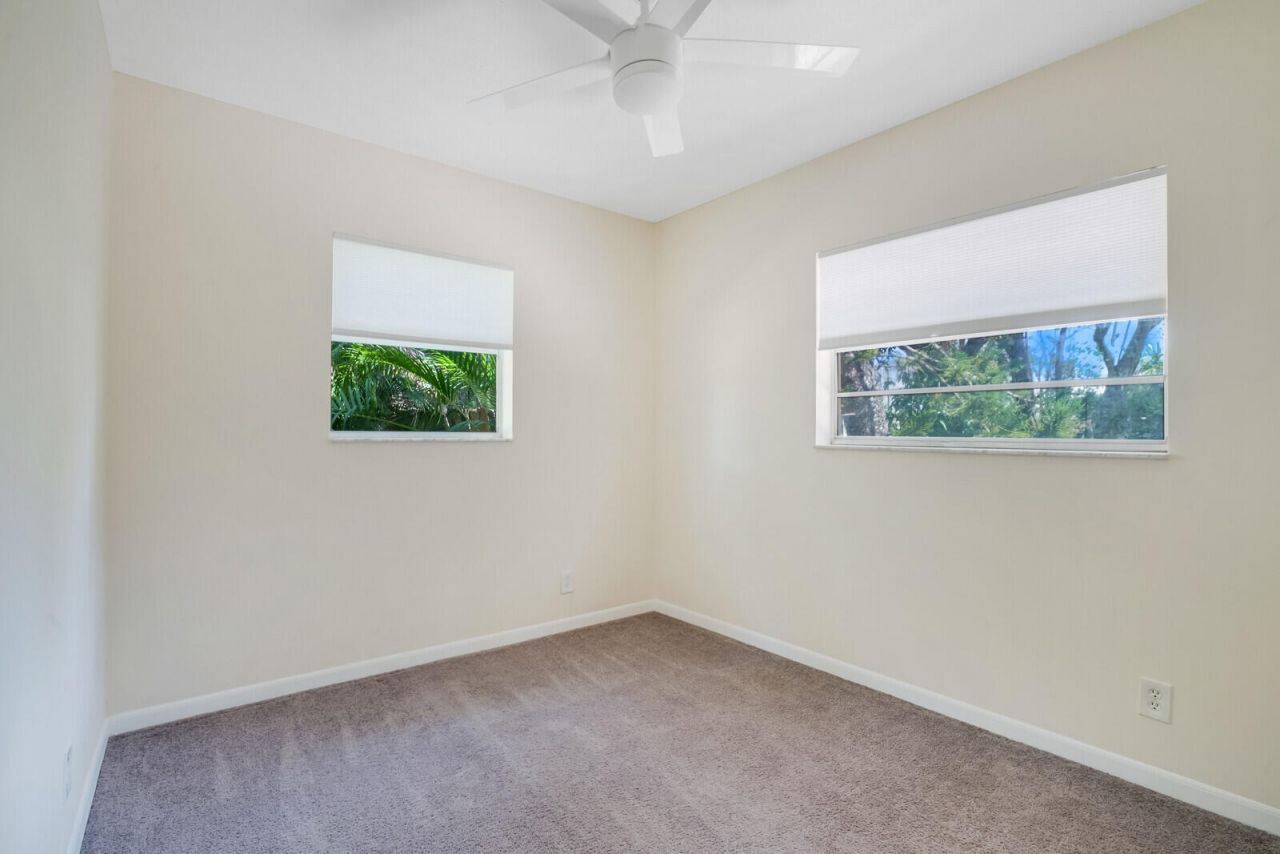 3800 Calvin Avenue, West Palm Beach, FL 33407 Photo