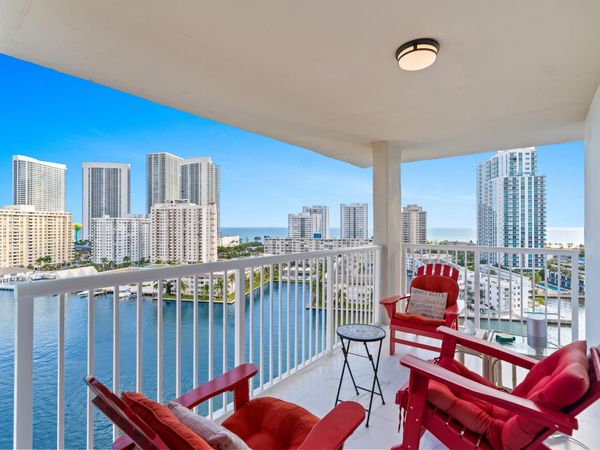 121 Golden Isles Drive, Unit Ph1, Hallandale Beach, FL 33009