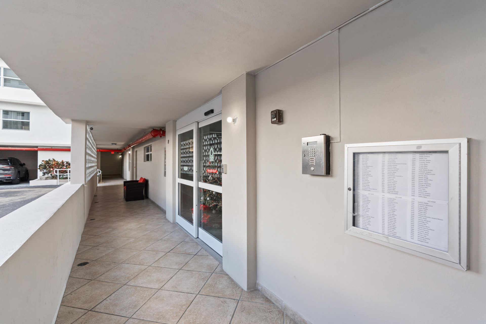 121 Golden Isles Drive, Unit Ph1, Hallandale Beach, FL 33009 Photo