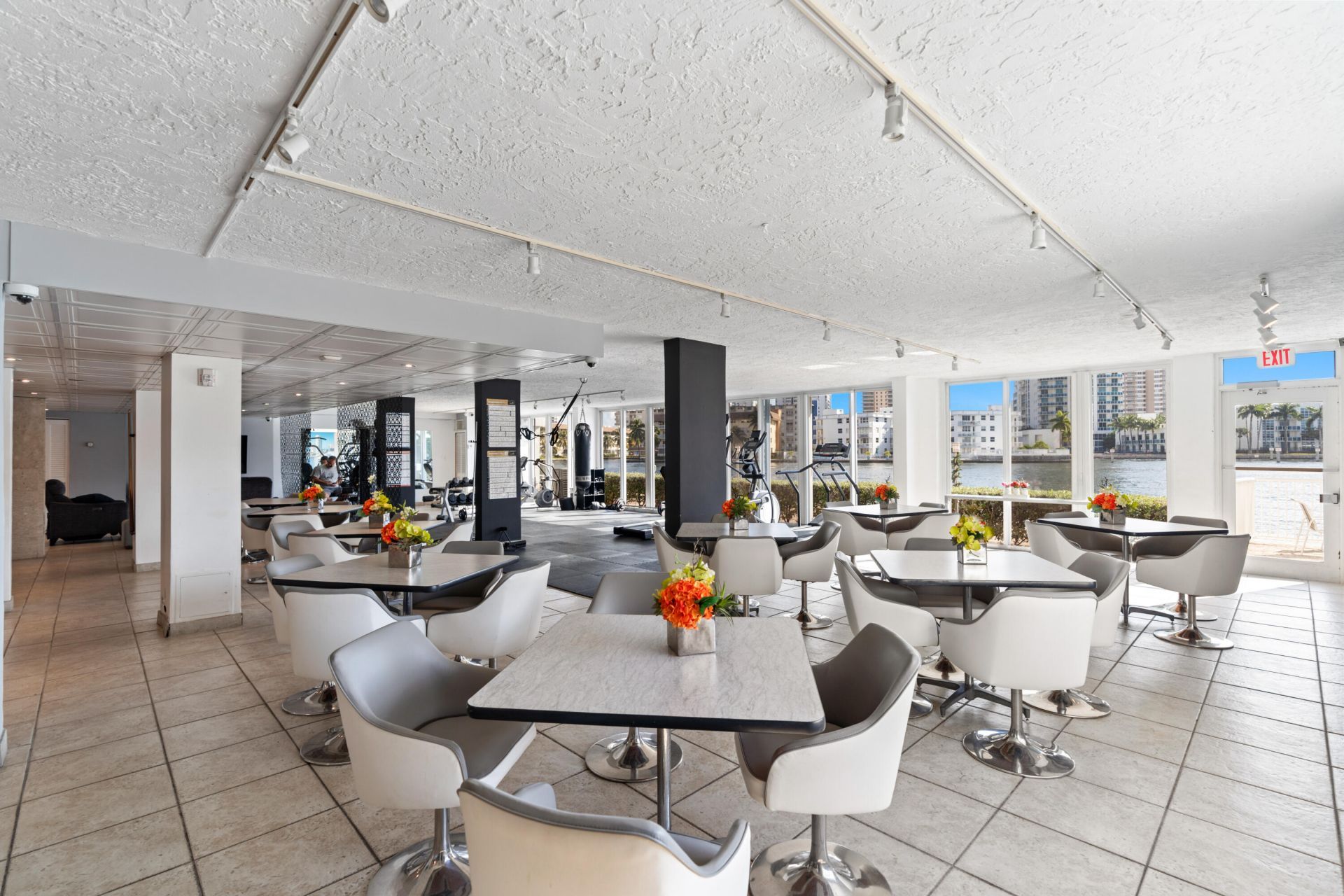 121 Golden Isles Drive, Unit Ph1, Hallandale Beach, FL 33009 Photo