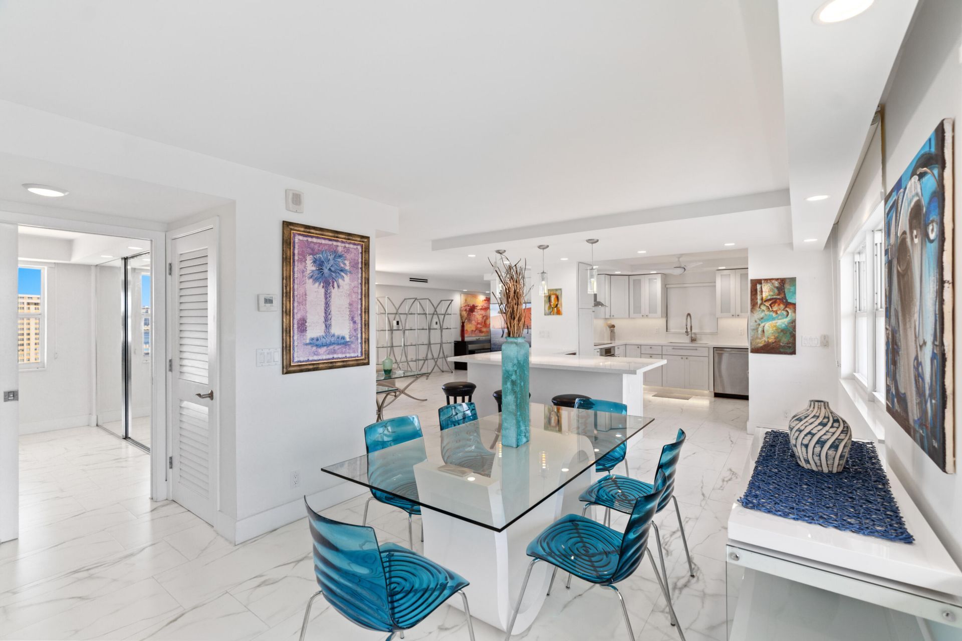 121 Golden Isles Drive, Unit Ph1, Hallandale Beach, FL 33009 Photo