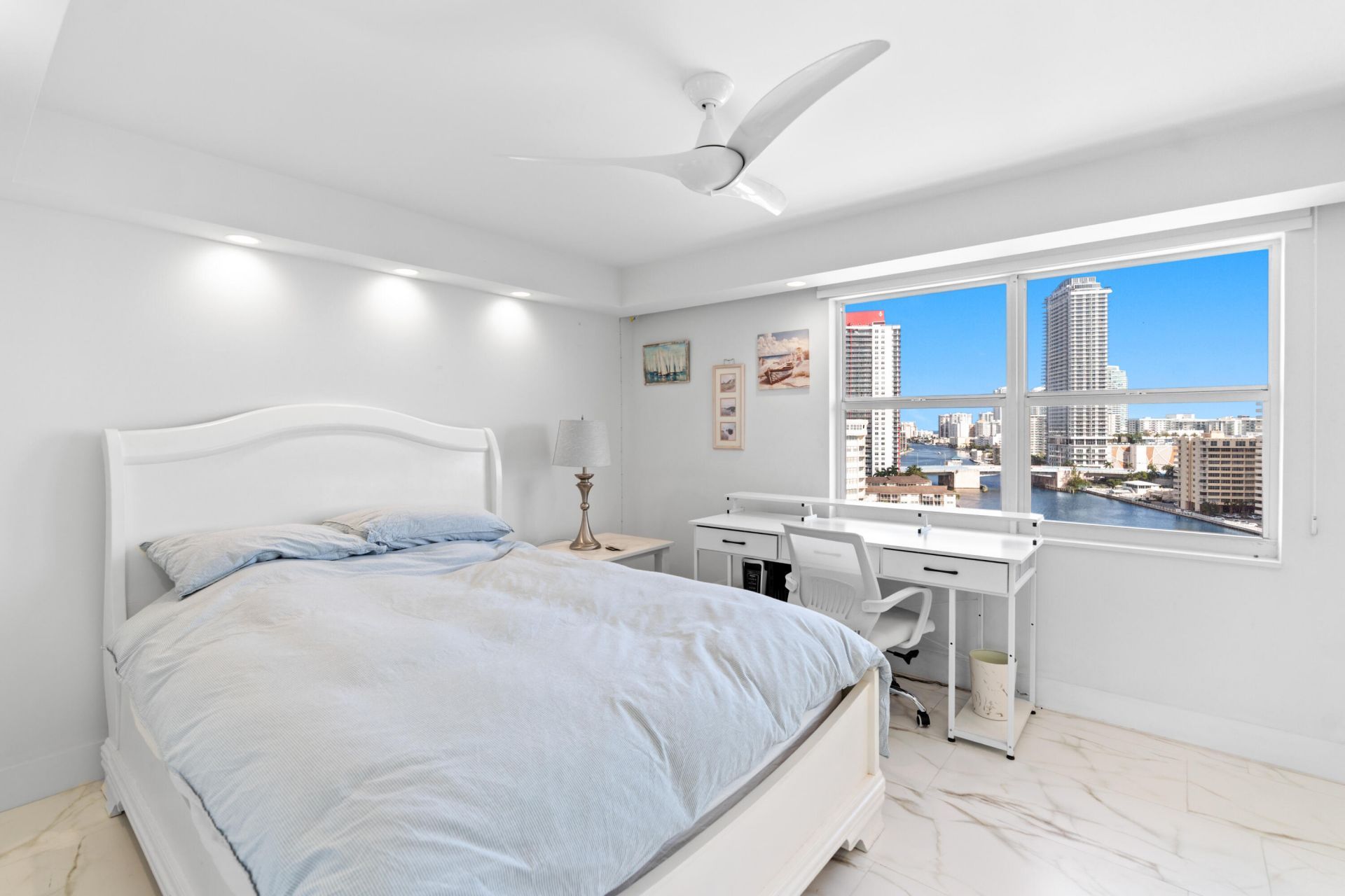 121 Golden Isles Drive, Unit Ph1, Hallandale Beach, FL 33009 Photo