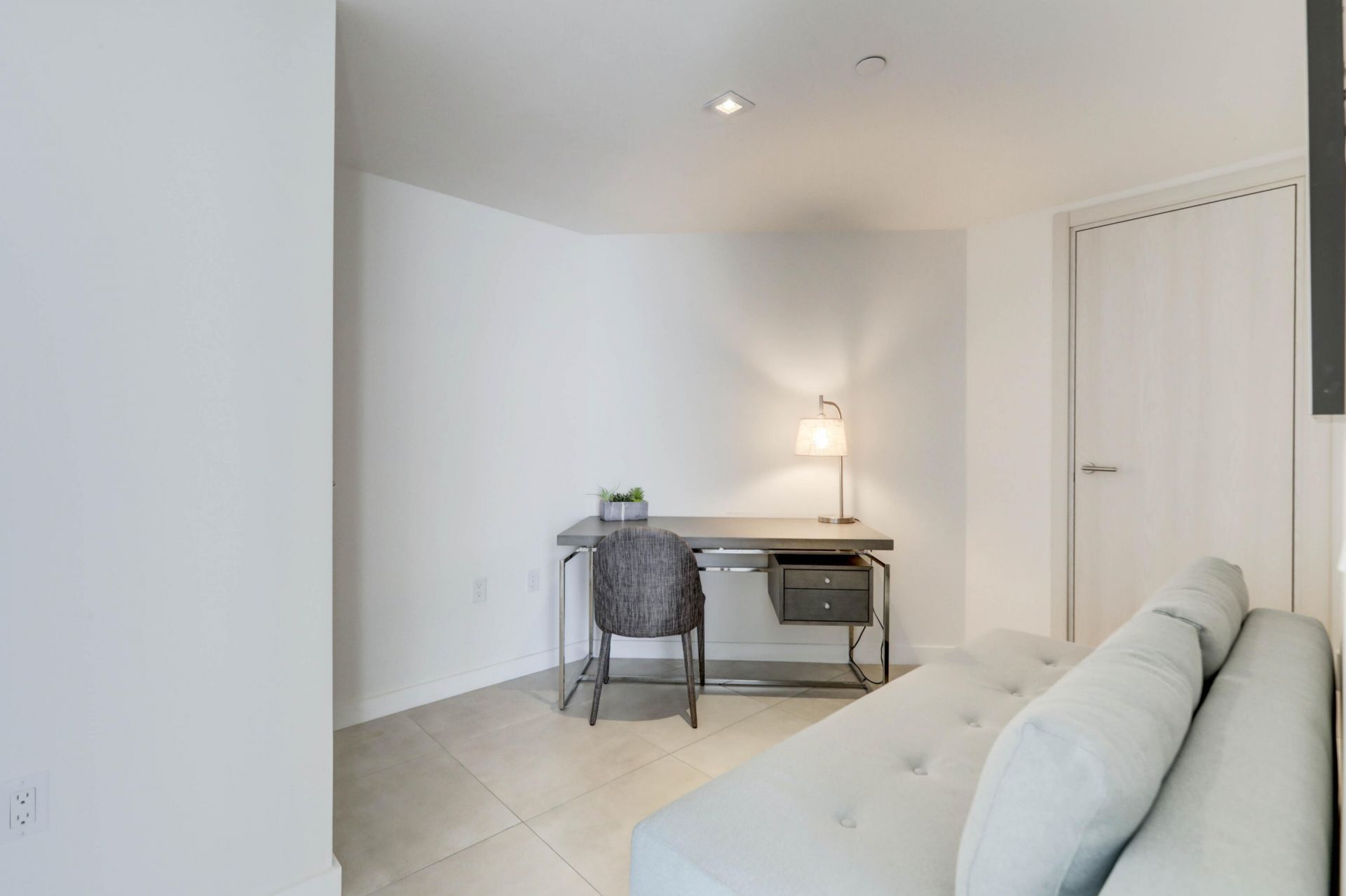 401 N Birch Road, Unit Th3, Fort Lauderdale, FL 33304 Photo