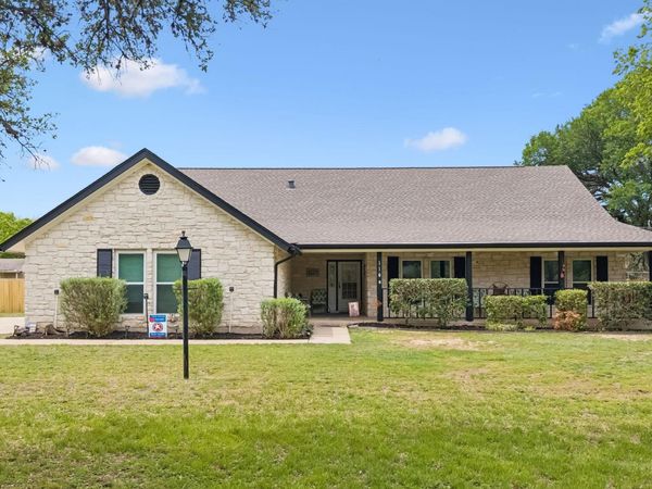 114 Cedar DR, Mountain City, TX 78610