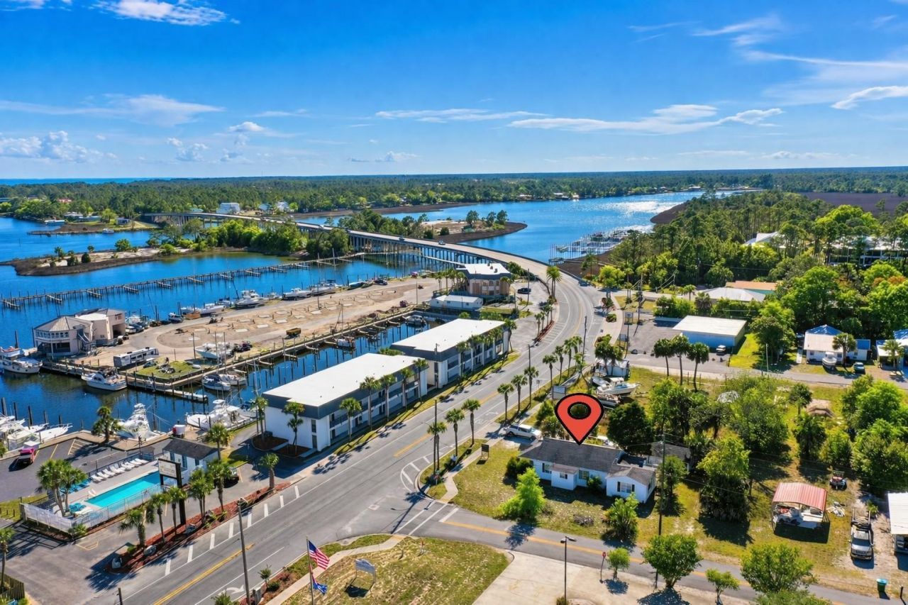 1002 Highway 98 West, Carrabelle, FL 32322 Photo