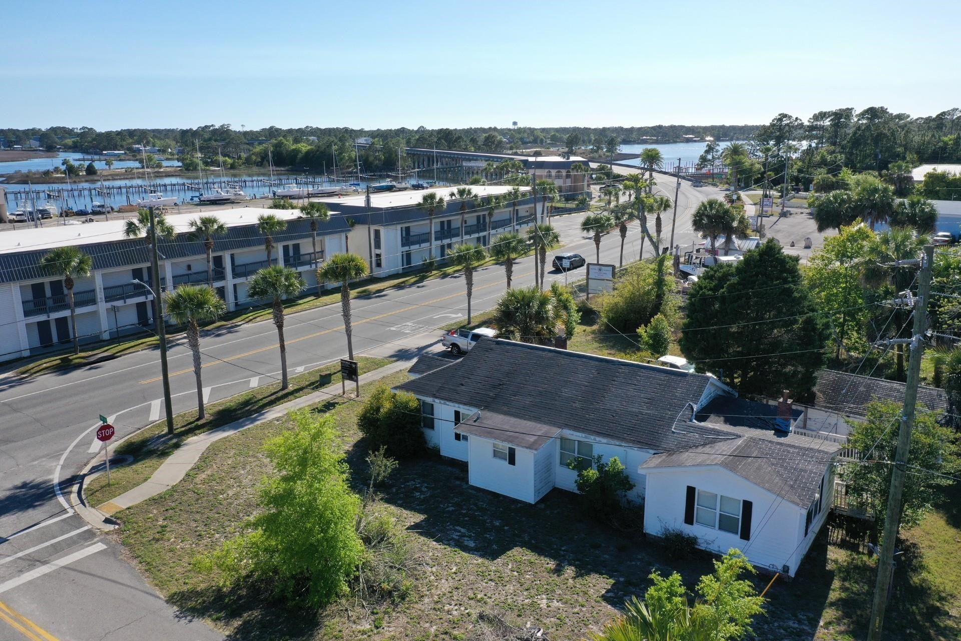 1002 Highway 98 West, Carrabelle, FL 32322 Photo