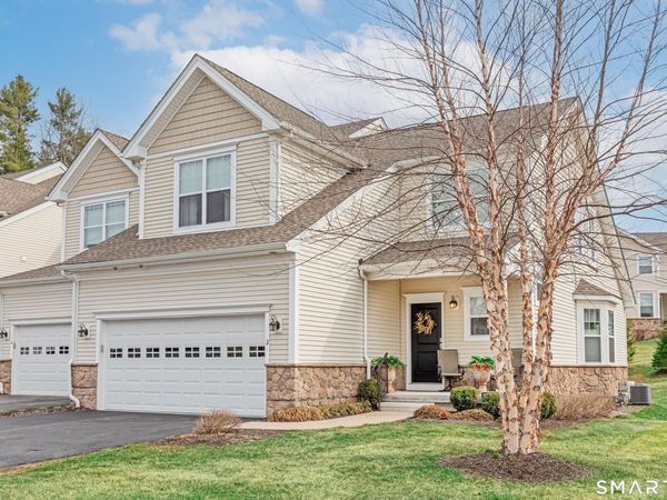 2 Arrowwood, Unit 2, Middlebury, CT 06762