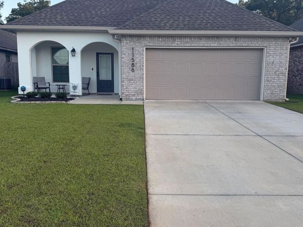 11586 Water View Ave, Denham Springs, LA 70726