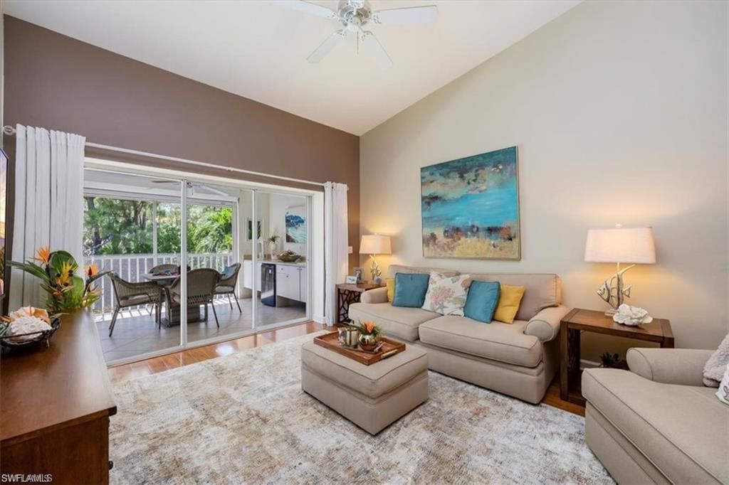 14530 Red Fox Run, Unit 212, Naples, FL 34110 Photo