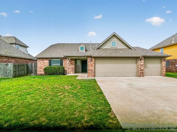 4220 S 132nd East Avenue , Broken Arrow, OK 74134