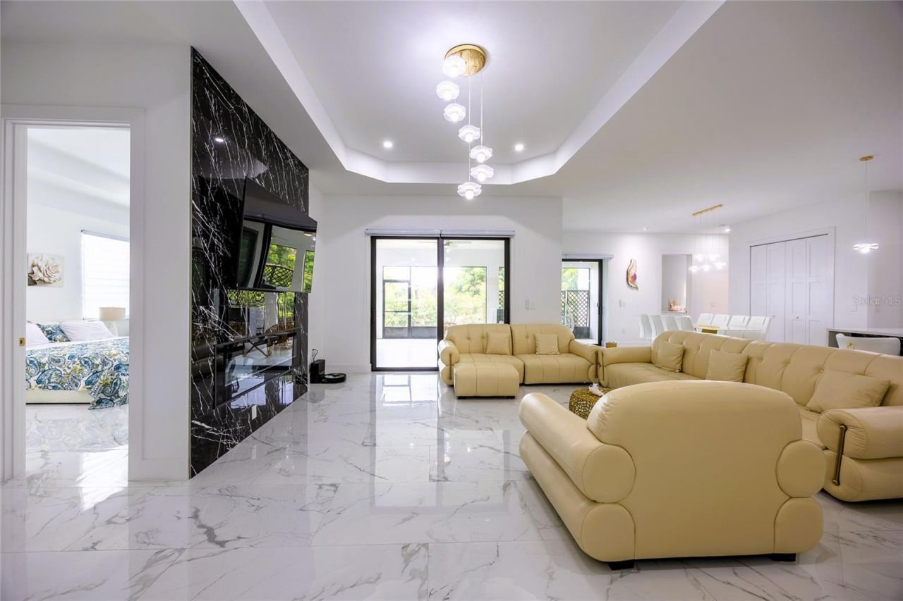 4301 10th Street W, Lehigh Acres, FL 33971 Photo