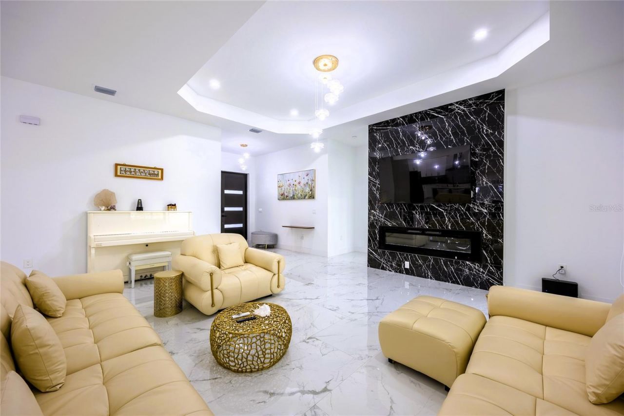 4301 10th Street W, Lehigh Acres, FL 33971 Photo