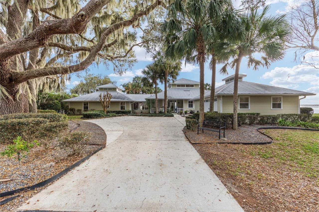 14261 SE 128th Street, Ocklawaha, FL 32179 Photo