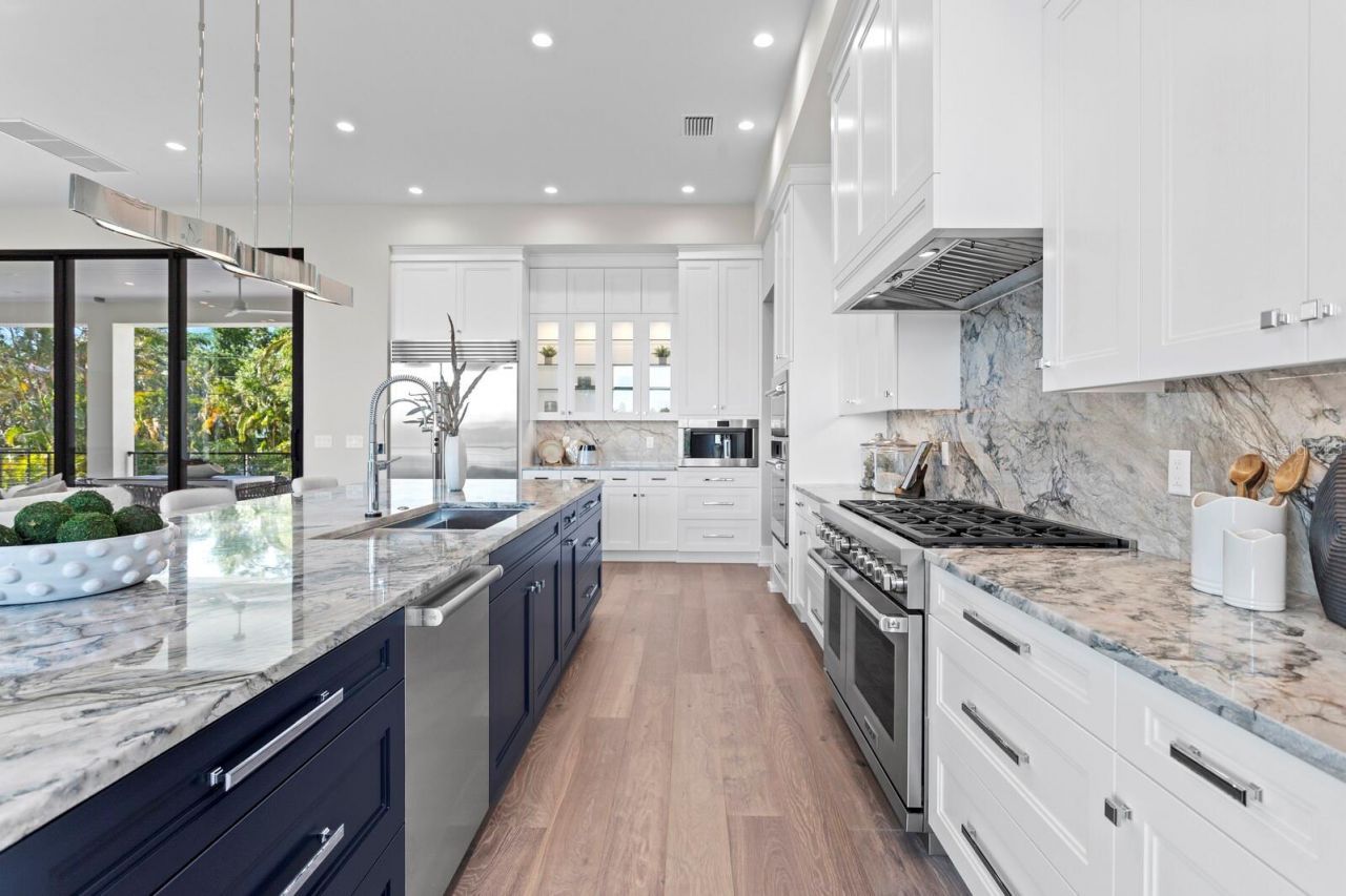 337 Coffee Pot Drive Ne, Saint Petersburg, FL 33704 Photo