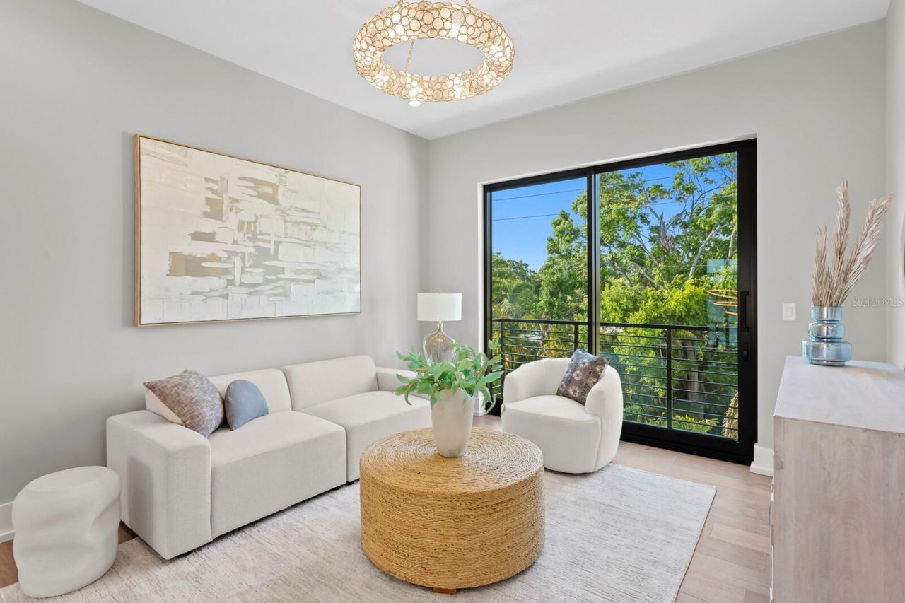 337 Coffee Pot Drive Ne, Saint Petersburg, FL 33704 Photo