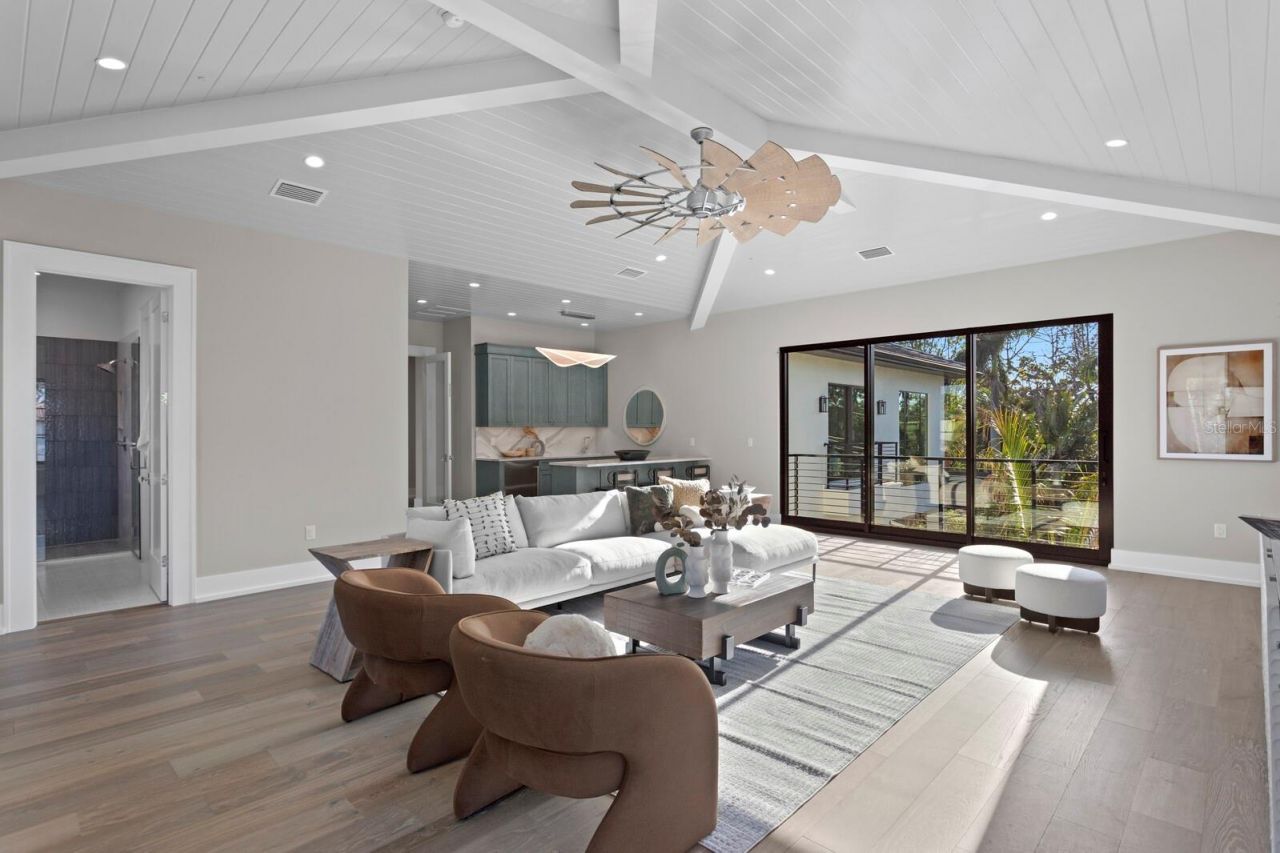 337 Coffee Pot Drive Ne, Saint Petersburg, FL 33704 Photo