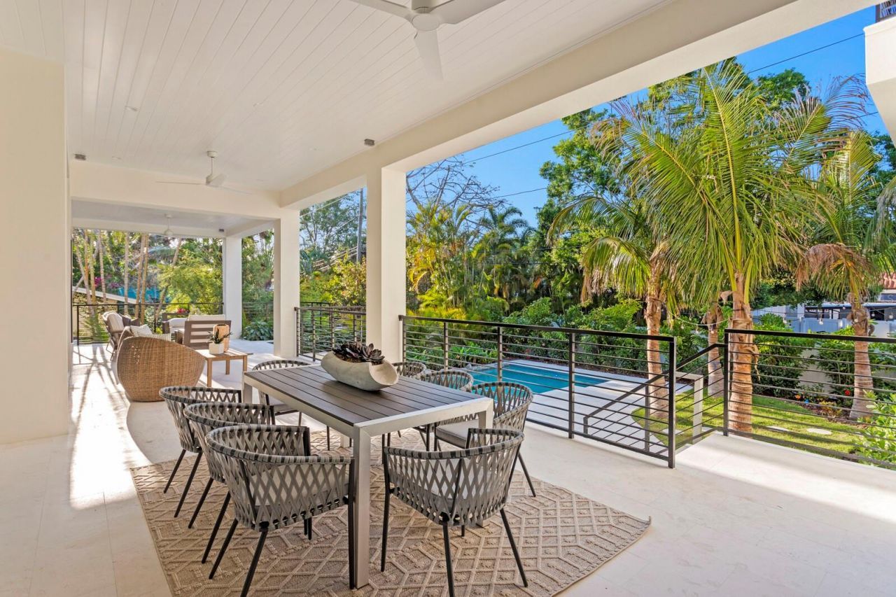 337 Coffee Pot Drive Ne, Saint Petersburg, FL 33704 Photo