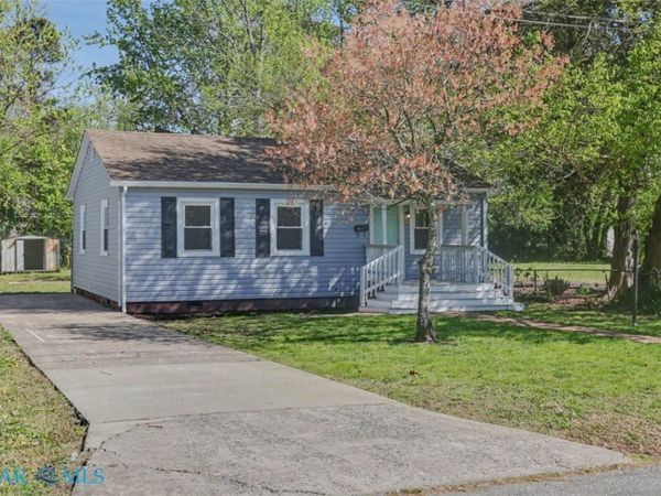 212 N Sixth Street , Hampton, VA 23664